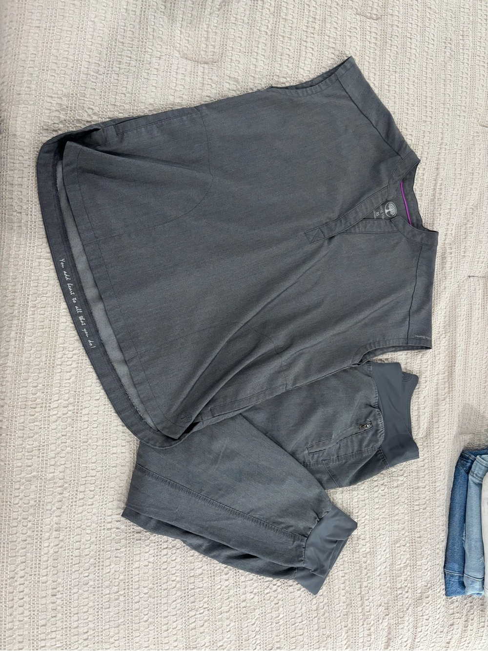 XS Jogger Scrub Set Healing Hands
